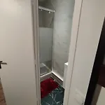 Proche De Stade De France